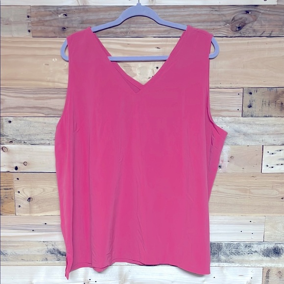 Eddie Bauer size 2X Tall Pink Lightweight V-neck Sleeveless Silk Butter Soft Top - Picture 1 of 6